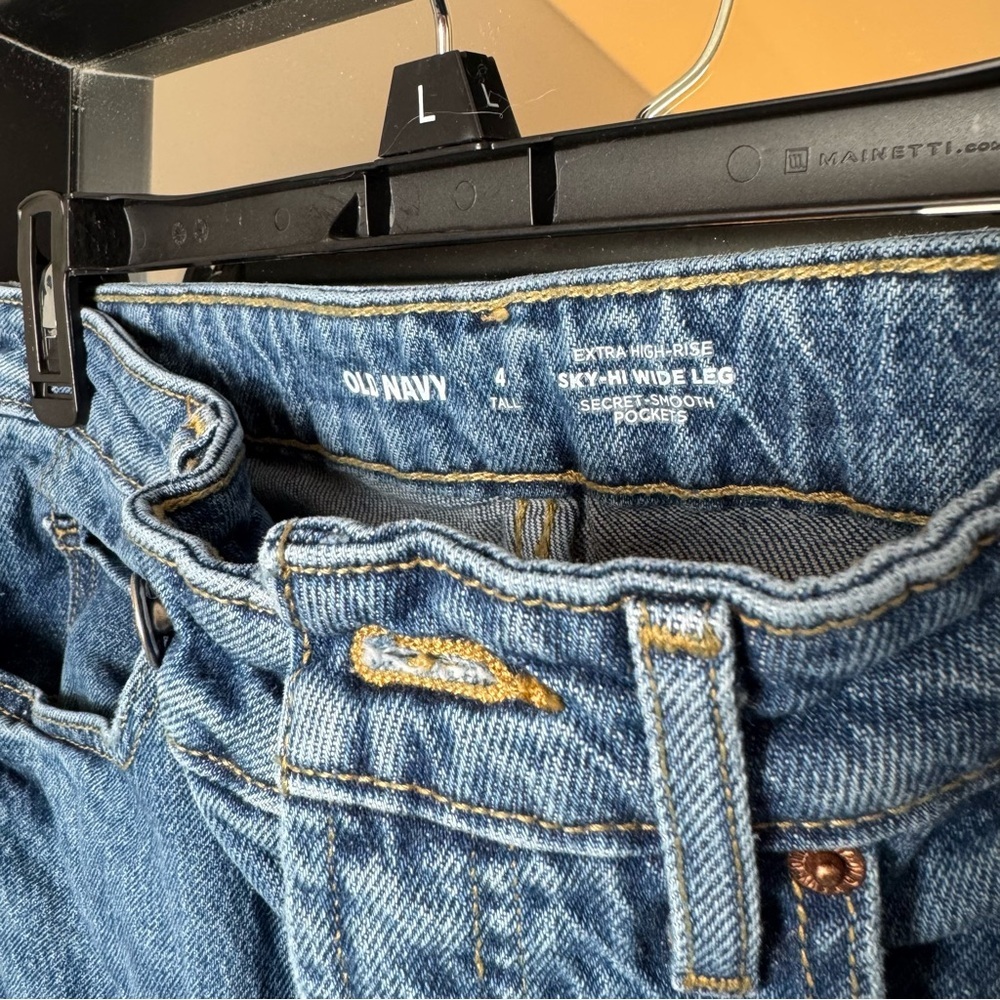 Old Navy Extra High Rise Jeans - Picture 2 of 3